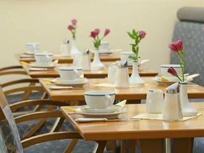 スターライト スイーテン メルレグ ホテル 4*