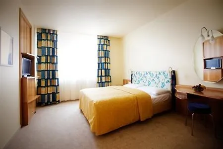 Starlight Mérleg 4* Budapest
