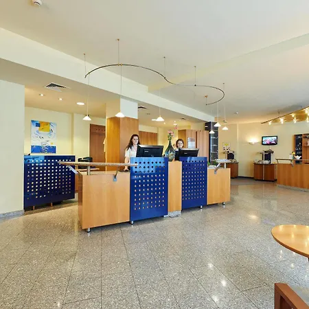 Starlight Hotel 4*