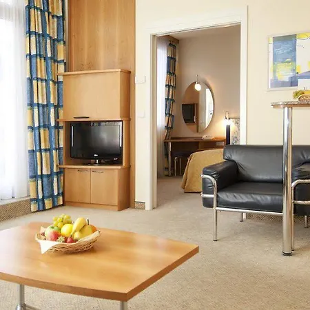 Starlight Hotel