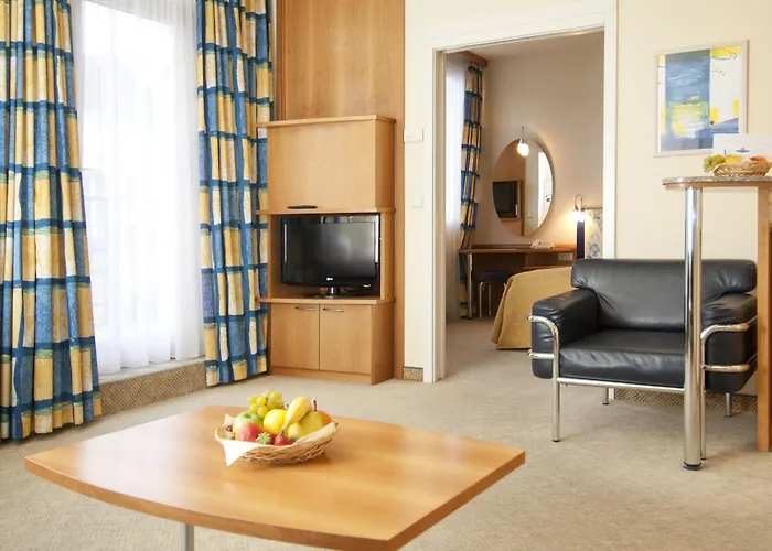 מלון Starlight 4*