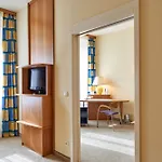 Starlight Hotel
