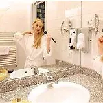 Starlight Hotel 4*
